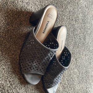 Sonoma Wedge Dusty Blue leather